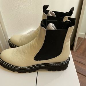 Dolce Vita Ivory & Black Moana Boots
